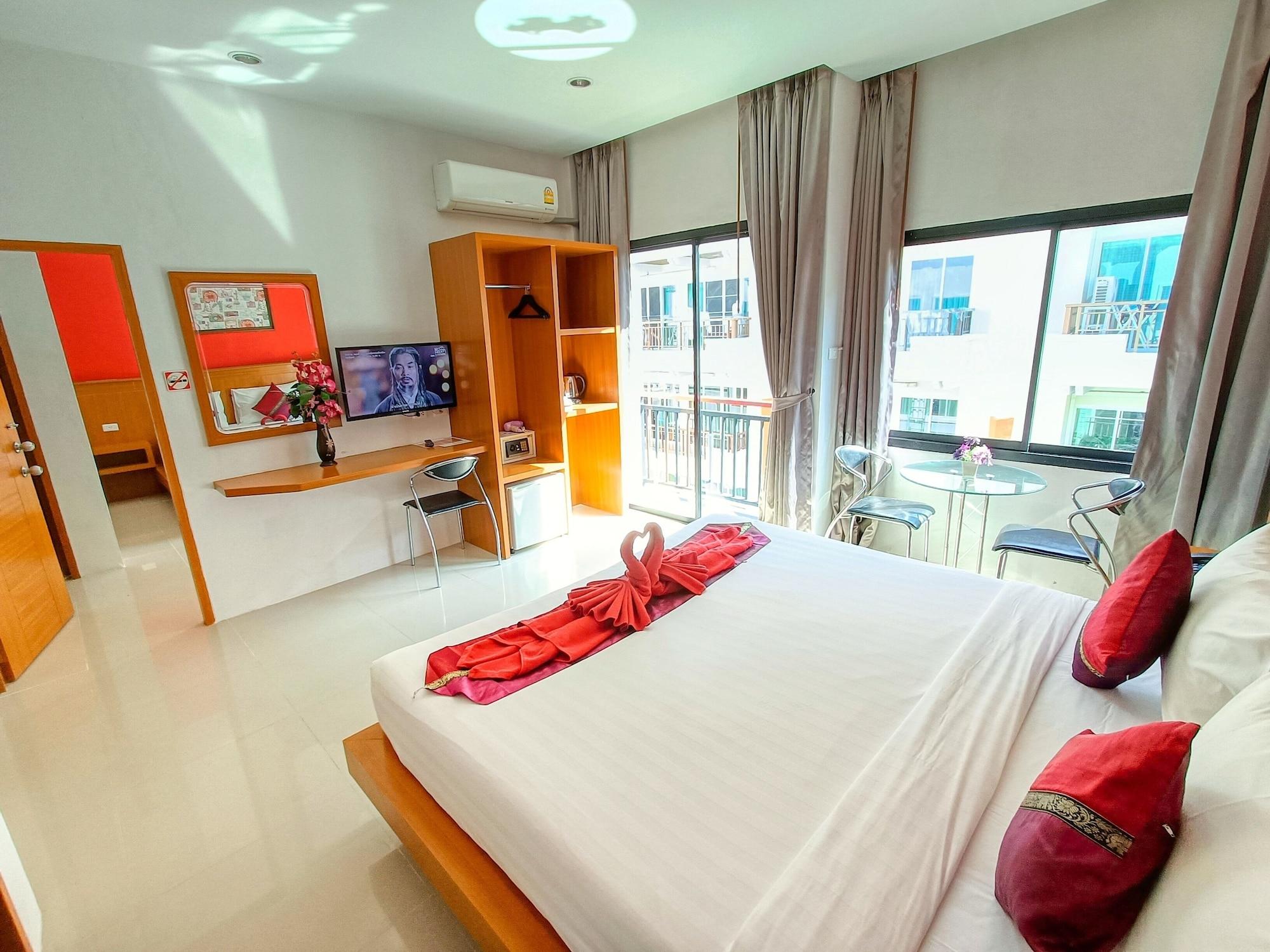 Pj Patong Resortel Exterior foto